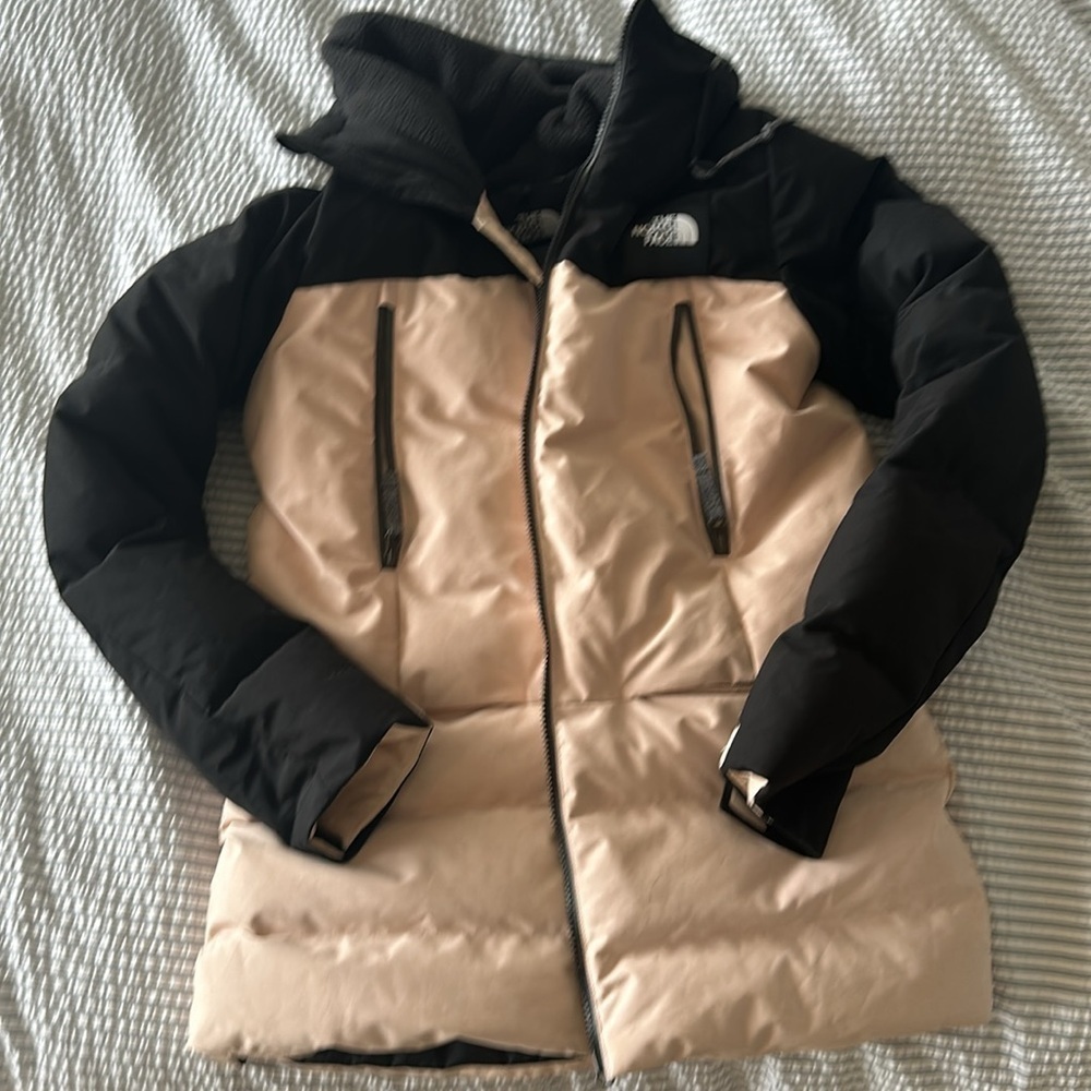 The North Face Women’s Ski Parka Size SP
